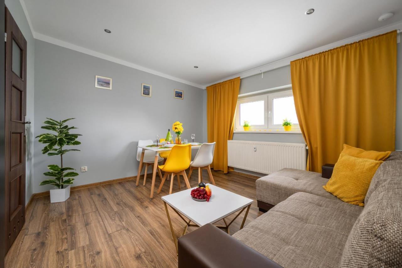 Market Square Corner Apartment Kuznicza By Noclegi Renters Wrocław Eksteriør bilde